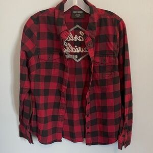 Harley-Davidson women’s M Red and Black Checkered Buffalo print flannel Shirt